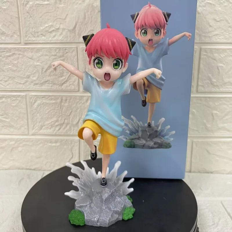 Manga Spy Family Action Figure Sport Student Forger Anya Model Cute Football Figurine Toy PVC Collectible Ornament Birthday Gift