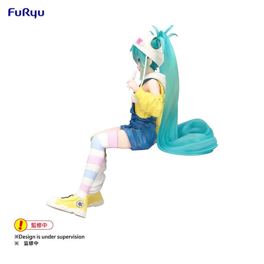 Bandai Hatsune Miku Lollipop Ver 15CM PVC Model