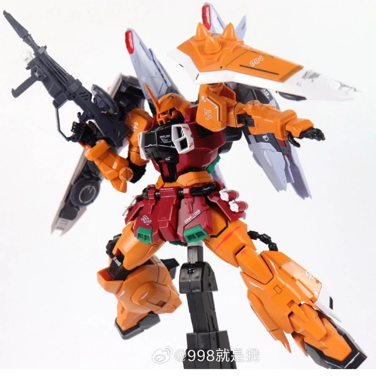 HUANYING Model ZAKU MG 1/100 ZGMF-1001/M BLAZE ZAKU PHANTOM Assembly Model Kit Toy Action Figures Plastic Model Kit Gift