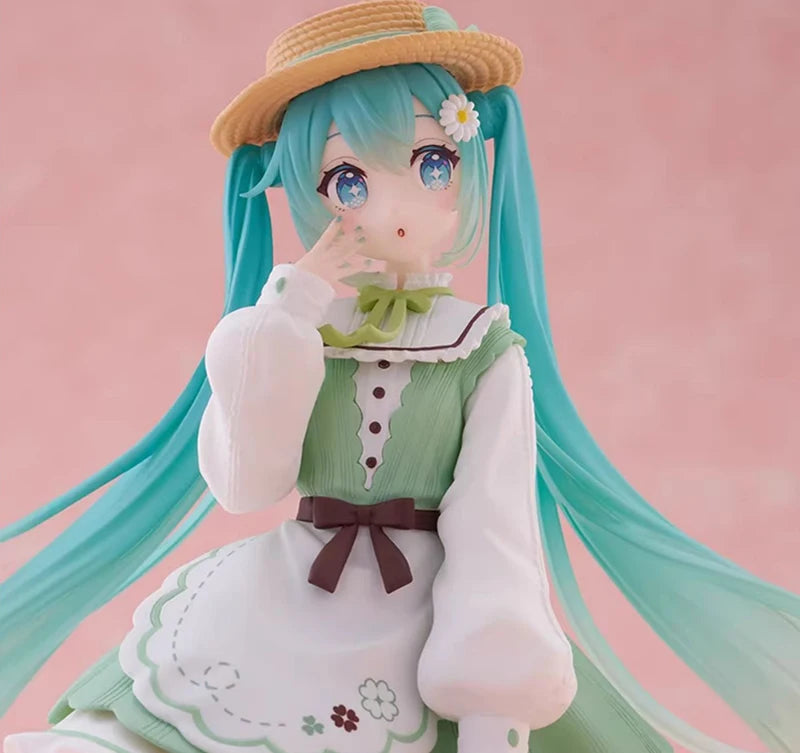 Bandai Hatsune Miku Country Ver 18CM PVC Figure