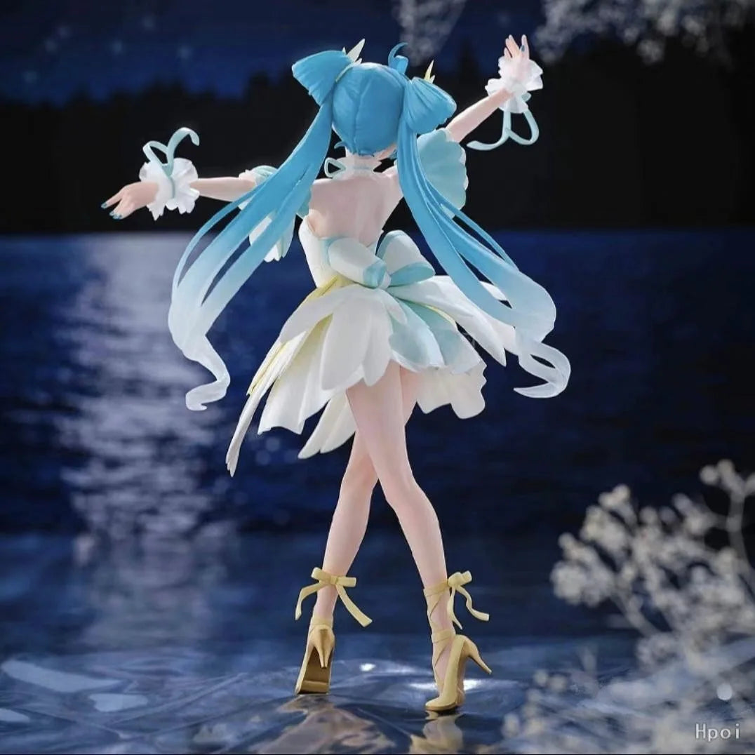 Swan Lake Classic Ballet Themed Pvc Figurine - Premium Collectible Anime & Pop Culture Statue Decoration Trendy Toy Model Ballet