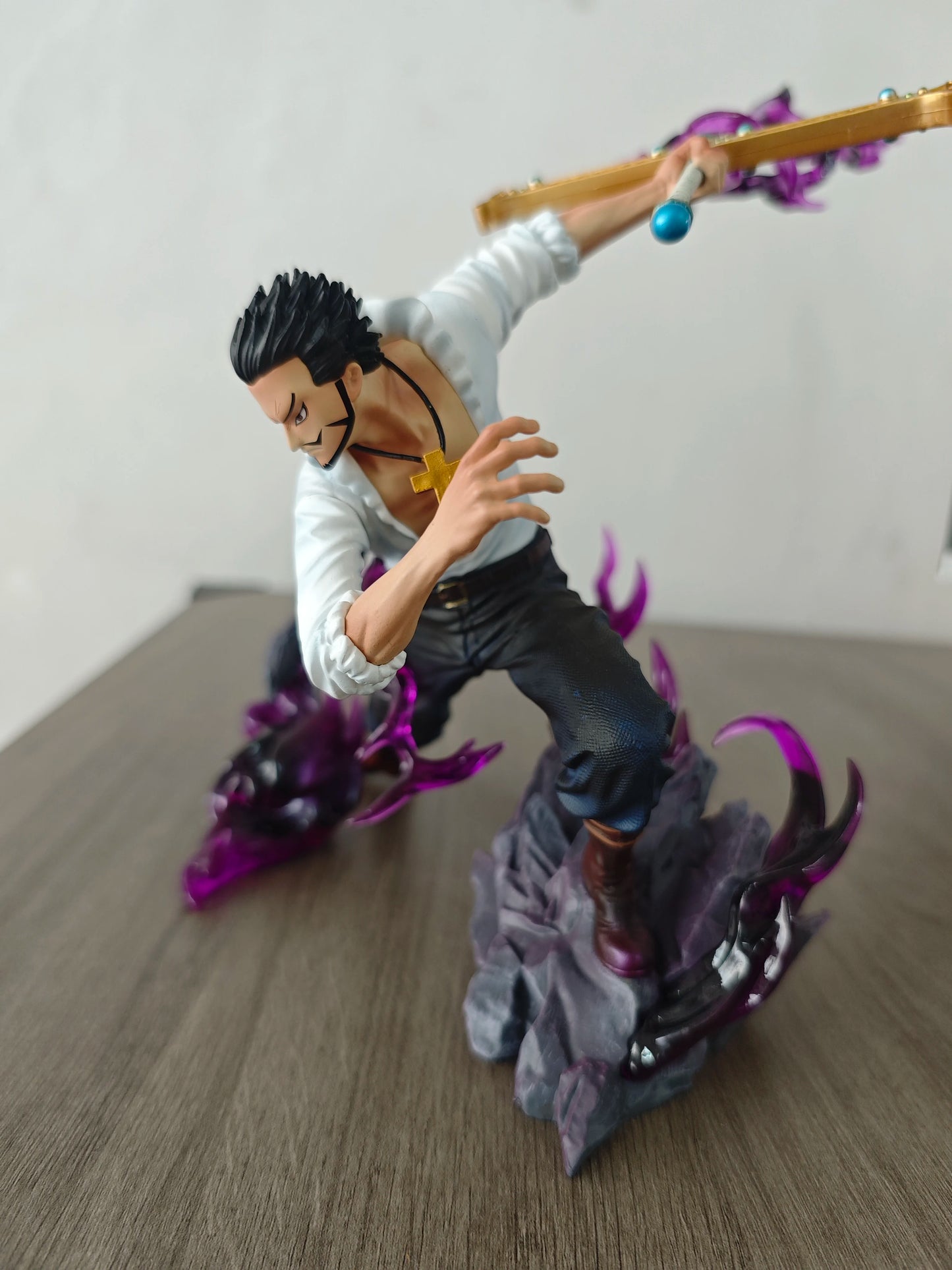 23cm One Piece Dracule Mihawk Figures Mi Hawk Anime Figure Action Figure Pvc Model Statue Collection Decoration Toys Gift Doll