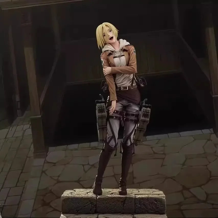 Pre-sale Attack on Titan Anime Figures Annie Leonhart Figures PVC Statue Collection Model Room Decoration Birthday Gift Toys