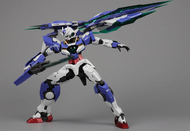 Daban 8822 00Q MG 1/100 Full Saber Model ABS