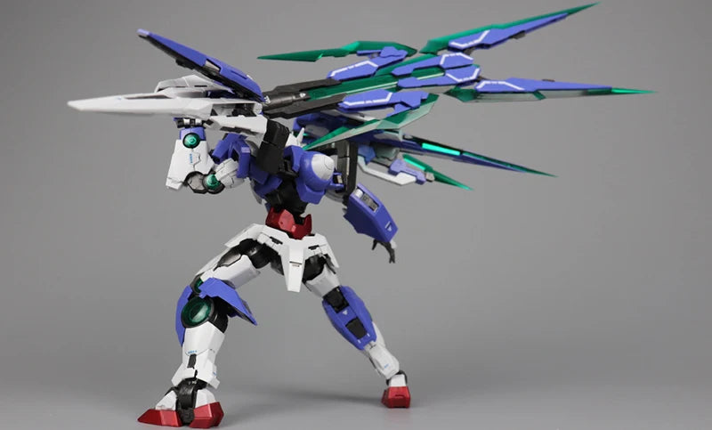 Daban 8822 00Q MG 1/100 Full Saber Model ABS