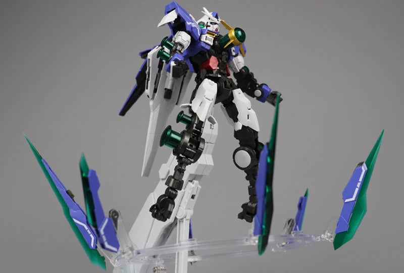 Daban 8822 00Q MG 1/100 Full Saber Model ABS