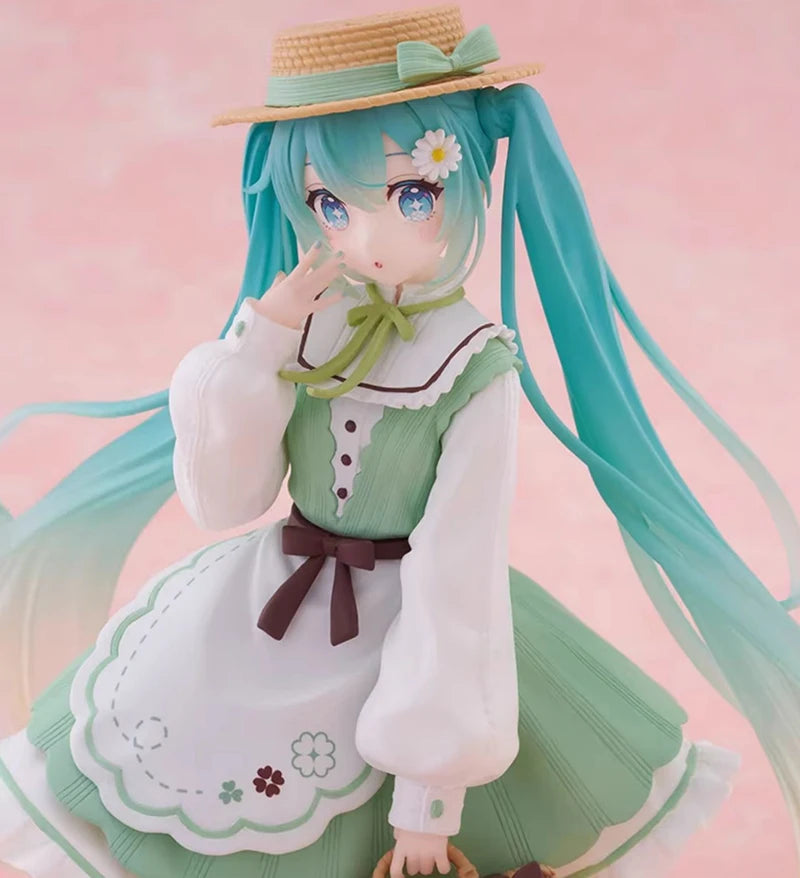 Bandai Hatsune Miku Country Ver 18CM PVC Figure