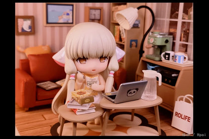10cm Chobits Anime Figure #2053 Chii Action Figure Kawaii Girl Chi Figurine Room Ornaments Adult Collectible Model Doll Toy Gift