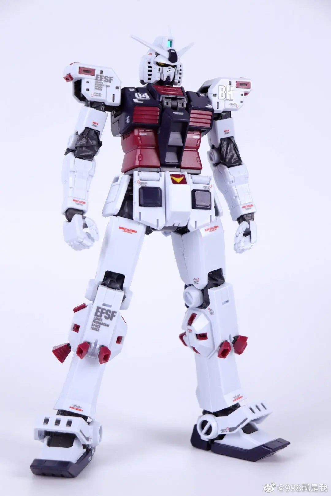 DABAN 6654 FA-78 MG 1/100 FA 78 Full Armor Thunderbolt Ver. Assembly Model Kit Action Figures Toy Robot Plastic Model Kits Gifts