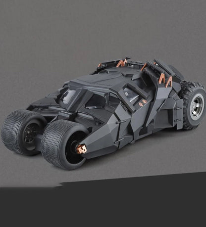 1:18 Batmobile Tumbler Alloy Metal Car Diecast Toy Vehicle Car Model Sound & Light Slide Spray Truck Toys For Kids  Gift Birthda