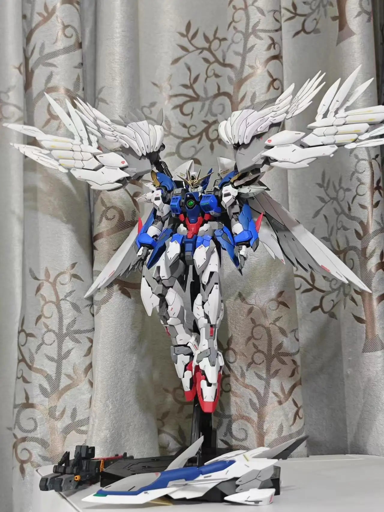 DABAN 8820 Wing Zero MG 1/100 HIRM XXXG-00W0 Assembly Model Kit Toy Action Figures Robot Plastic Model Mecha Gifts