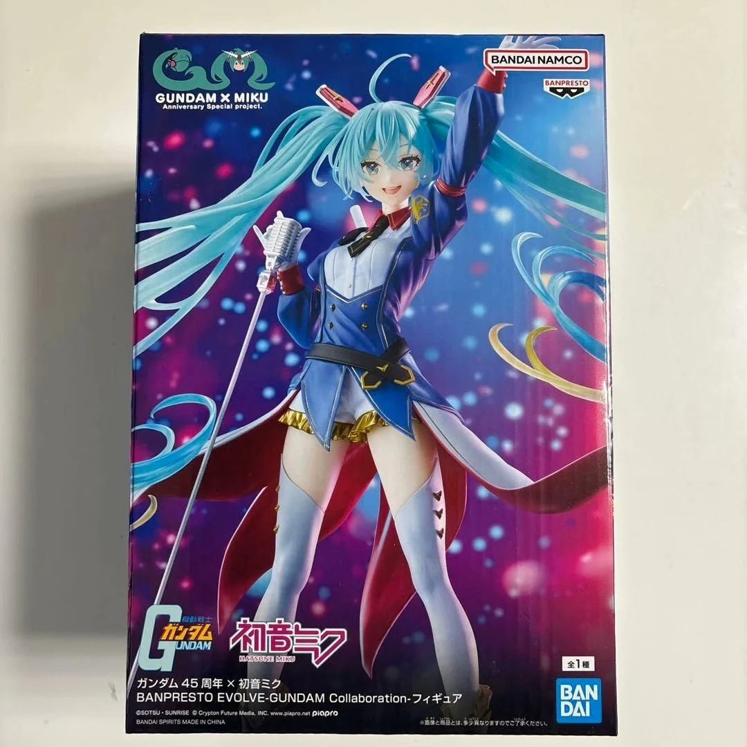 Banpresto Gundam 45th x Hatsune Miku PVC 23cm Model