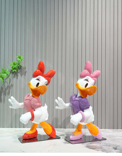 Disney Anime Figuras Donald Duck Daisy Statue Cartoon Cute Resin Model Crafts Desktop Decor Disney Toys for Kids Sculpture Gift