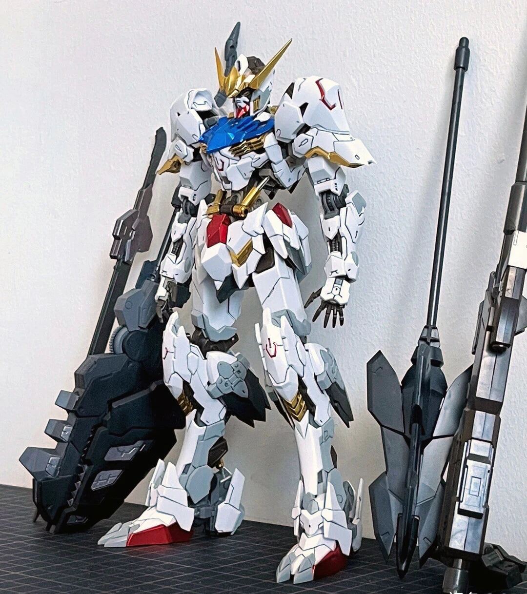 DABAN 8818 HiRM Barbatos MG 1/100 The Fourth And Sixth Form Assembly Model Kit Action Figures Model Toys Mecha Plastic Kids Gift