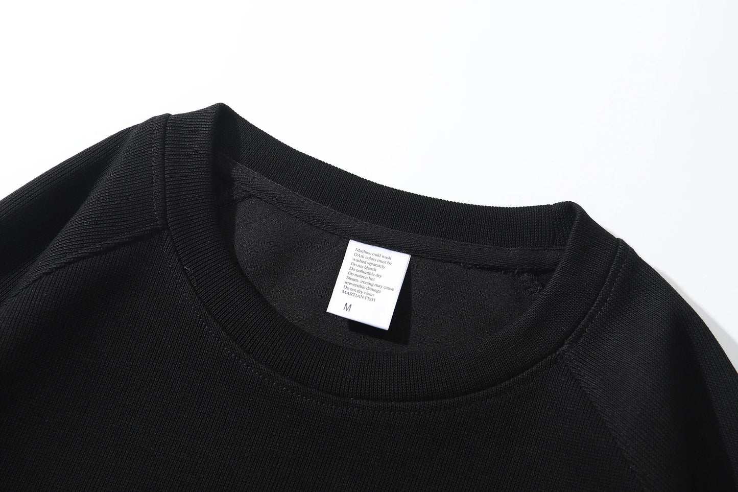 Unisex Anime One Piece Sweatshirt Casual Streetwear Men Women Pullover Hoodie Graphic Sweater Long Sleeves Top Autumn Trendy