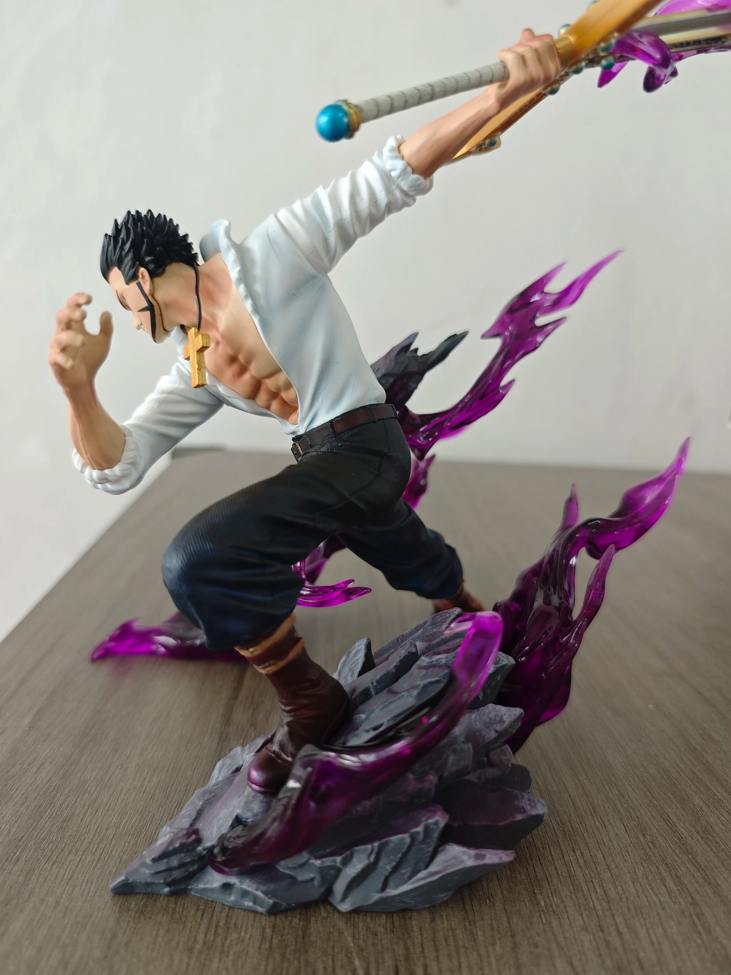 23cm One Piece Dracule Mihawk Figures Mi Hawk Anime Figure Action Figure Pvc Model Statue Collection Decoration Toys Gift Doll