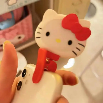 New Small And Exquisite Cartoon Cute Hello Kitty Luminous Toy Girls Mini Portable Selfie Supplement Light Atmosphere Lights