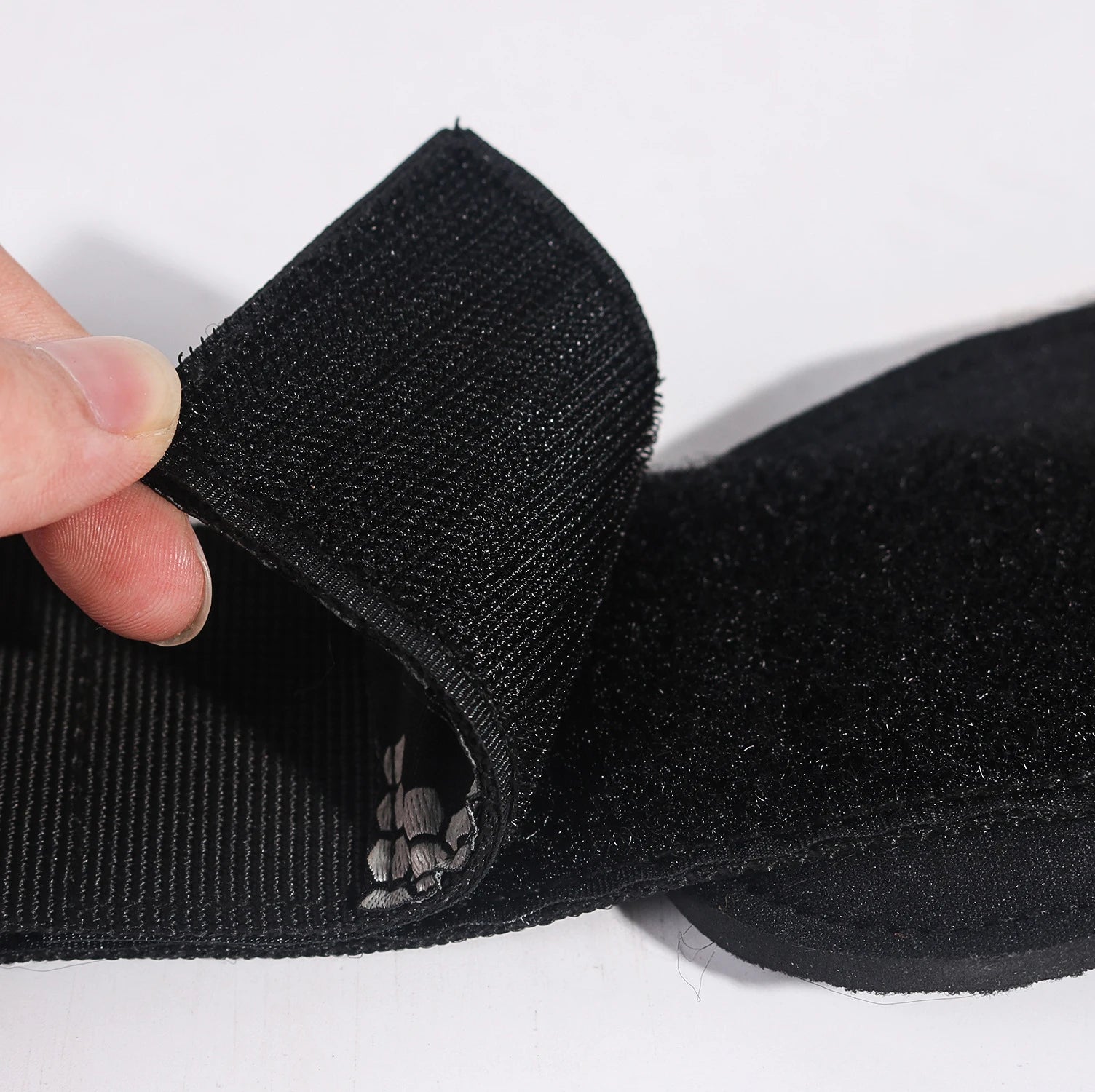 The Codex Weight Lifting Hook Grips with Hand-Bar Wrist Straps Heavy Duty Gym Workout Powerlifting Pull-Up Fitness