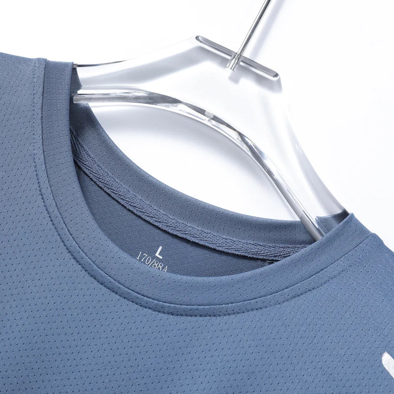 Chrlck Men’s Quick Dry Running T-Shirt Breathable Soft Elastic Outdoor Sports Tee for Hiking Fishing Summer