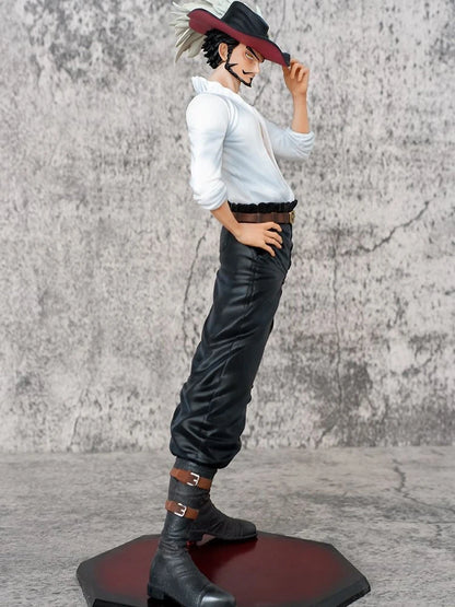 29cm ONE PIECE Dracule Mihawk Anime Figures Top Decisive Battle Action Figure PVC Model Toys Collection Ornaments Doll Fans Gift