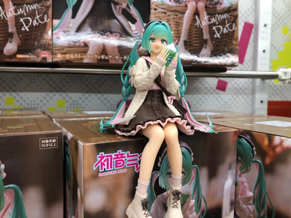 15cm Hatsune Miku Anime Figure Autumn Date Miku Action Figure Kawaii Girl Noodle Stopper Figurine Computer Case Ornaments Model