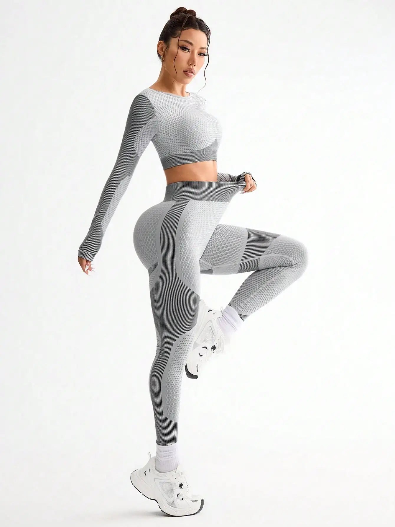 2pcs Women’s Seamless Breathable Sports Yoga Running Fitness Suit