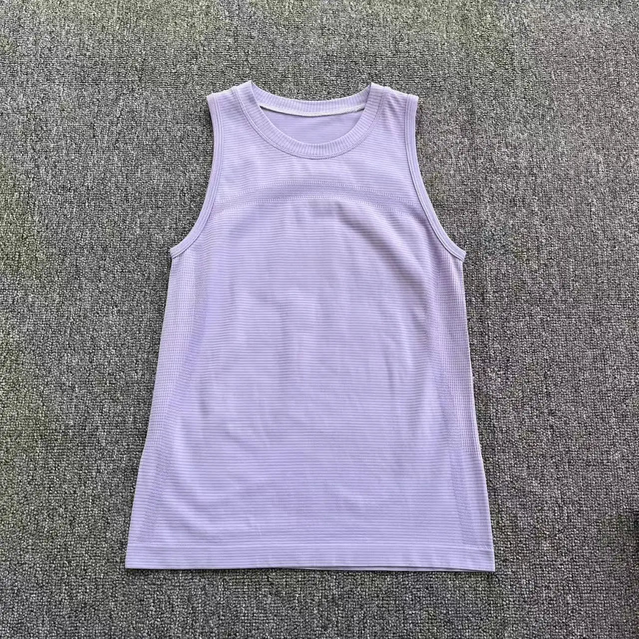 Women’s Short Sleeve Quick Drying Yoga & Running Sports T-Shirt Pilates Fitness Top - Light Purple / S