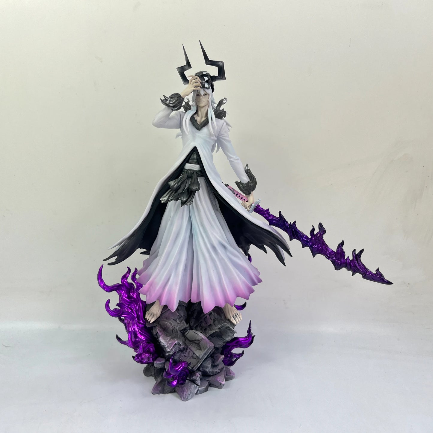 31-33cm Bleach Ichigo Figure Hollow White Horned & Mugetsu Form PVC Anime Peripheral Desktop Decor Collectible Statue Fan Gift