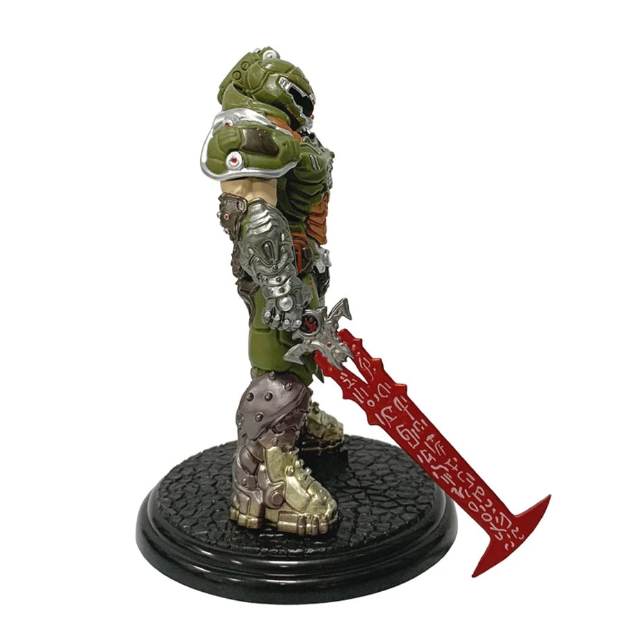 21.5cm/8.46in Doom Eternal Anime Game Figure Doom Slayer Action Figure Room Decorations PVC Adult Collection Model Doll Toys