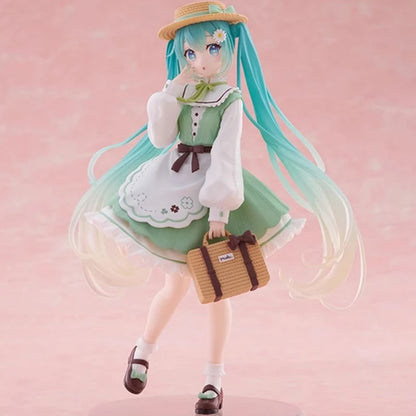 Bandai Hatsune Miku Country Ver 18CM PVC Figure