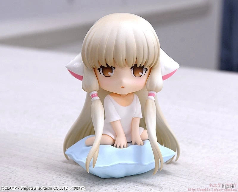 10cm Chobits Anime Figure #2053 Chii Action Figure Kawaii Girl Chi Figurine Room Ornaments Adult Collectible Model Doll Toy Gift