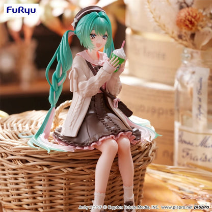 15cm Hatsune Miku Anime Figure Autumn Date Miku Action Figure Kawaii Girl Noodle Stopper Figurine Computer Case Ornaments Model
