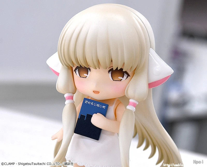 10cm Chobits Anime Figure #2053 Chii Action Figure Kawaii Girl Chi Figurine Room Ornaments Adult Collectible Model Doll Toy Gift