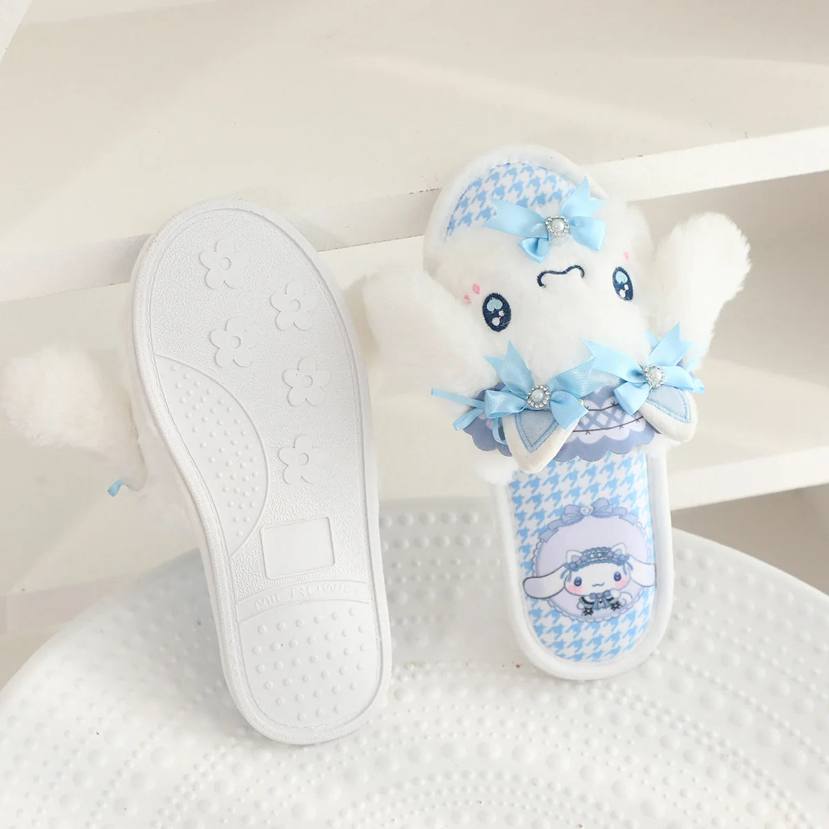 Lovely Kuromi My Melody Slippers Kawaii Anime Lolita Indoor Shoes Girl Women Hello Kitty Cinnamoroll Spring Summer Autumn