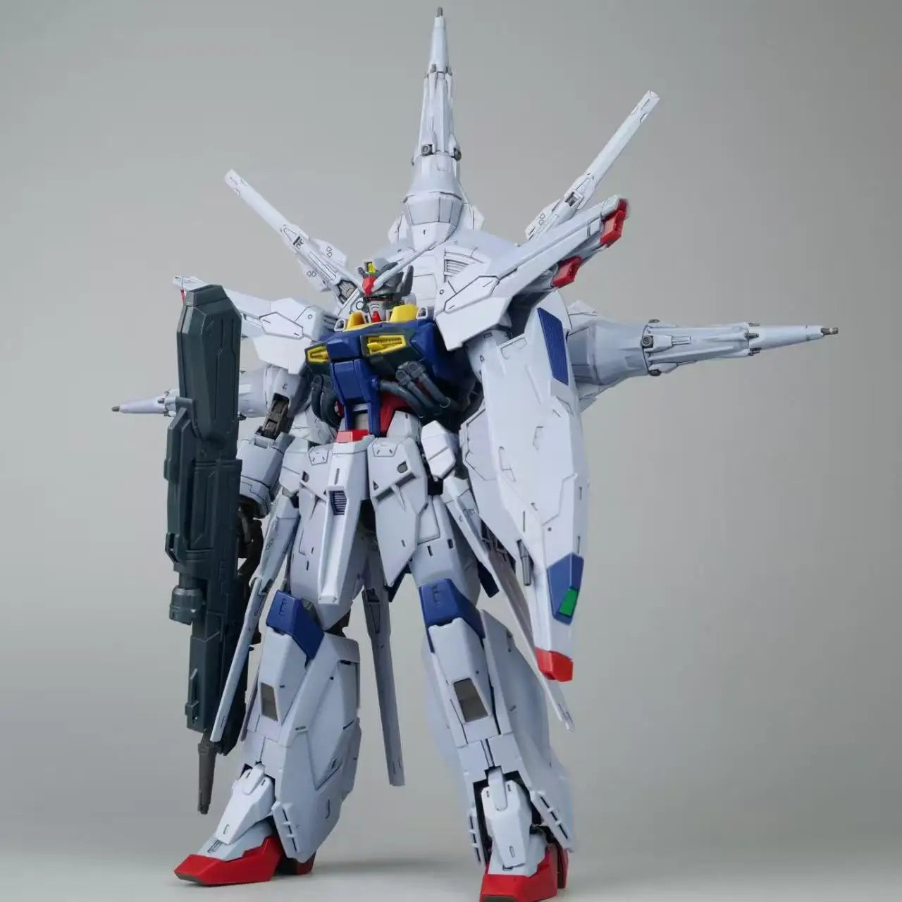 In Stock HUIJU Model ZGMF-X13A Providence MG 1/100 SEED Assembly Model Kit Toys Action Figure Robot Plastic Model Gifts