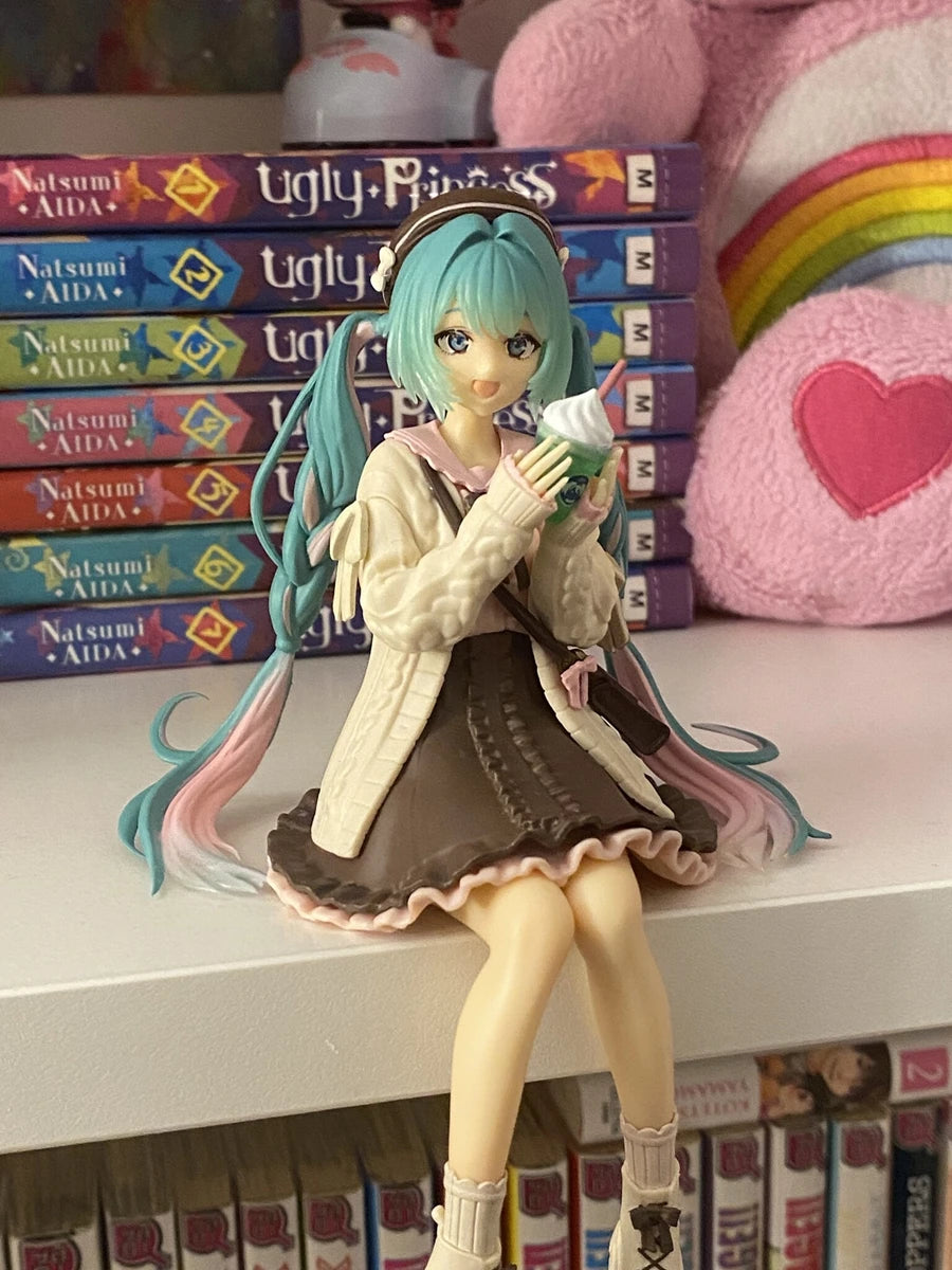 15cm Hatsune Miku Anime Figure Autumn Date Miku Action Figure Kawaii Girl Noodle Stopper Figurine Computer Case Ornaments Model