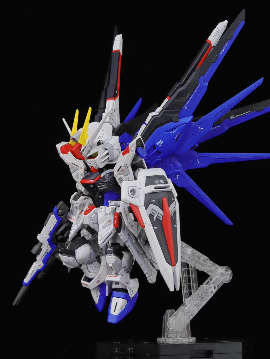 Bandai GAOGAO MGSD Freedom ZGMF-X10A Model Kit ABS
