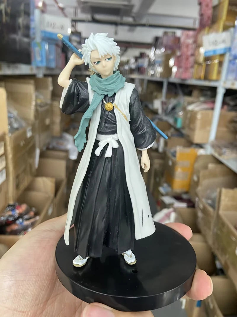 18.5cm Bleach Anime Hitsugaya Toushirou Zaraki Kenpachi Kurosaki Ichigo Action Figure Collectible Model Toys Japanese