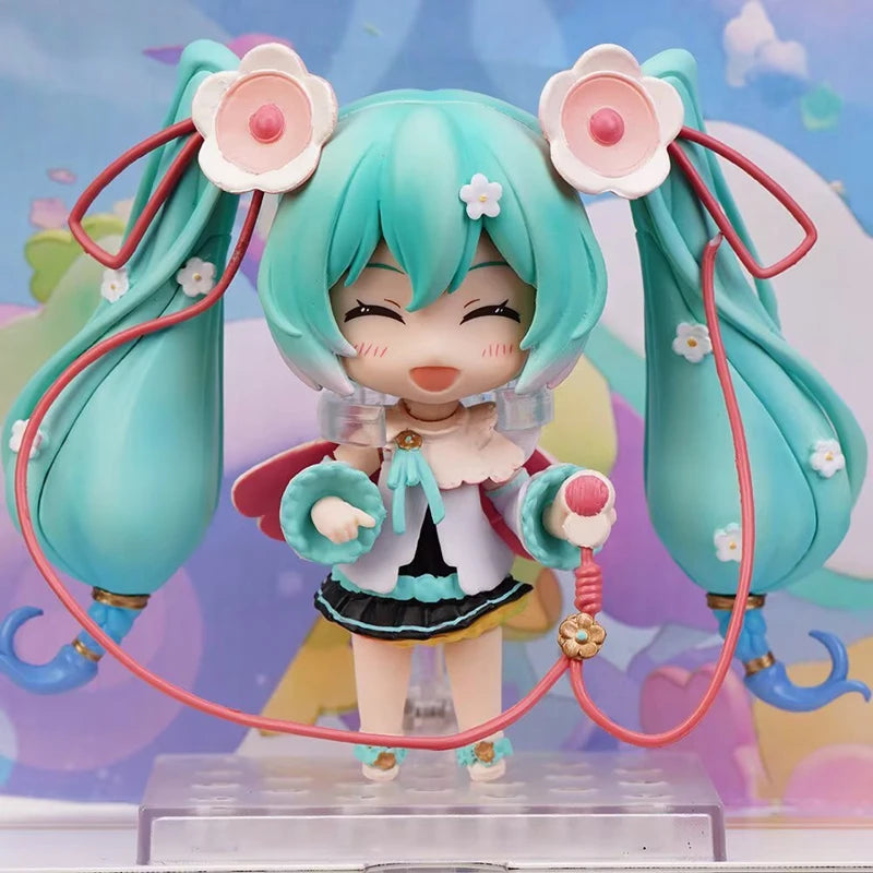 10cm/3.94in #1939 Hatsune Miku Anime Figure 15th Anniversary Strawberry Miku Action Figure #1940 Miku Collection Model Doll Toys