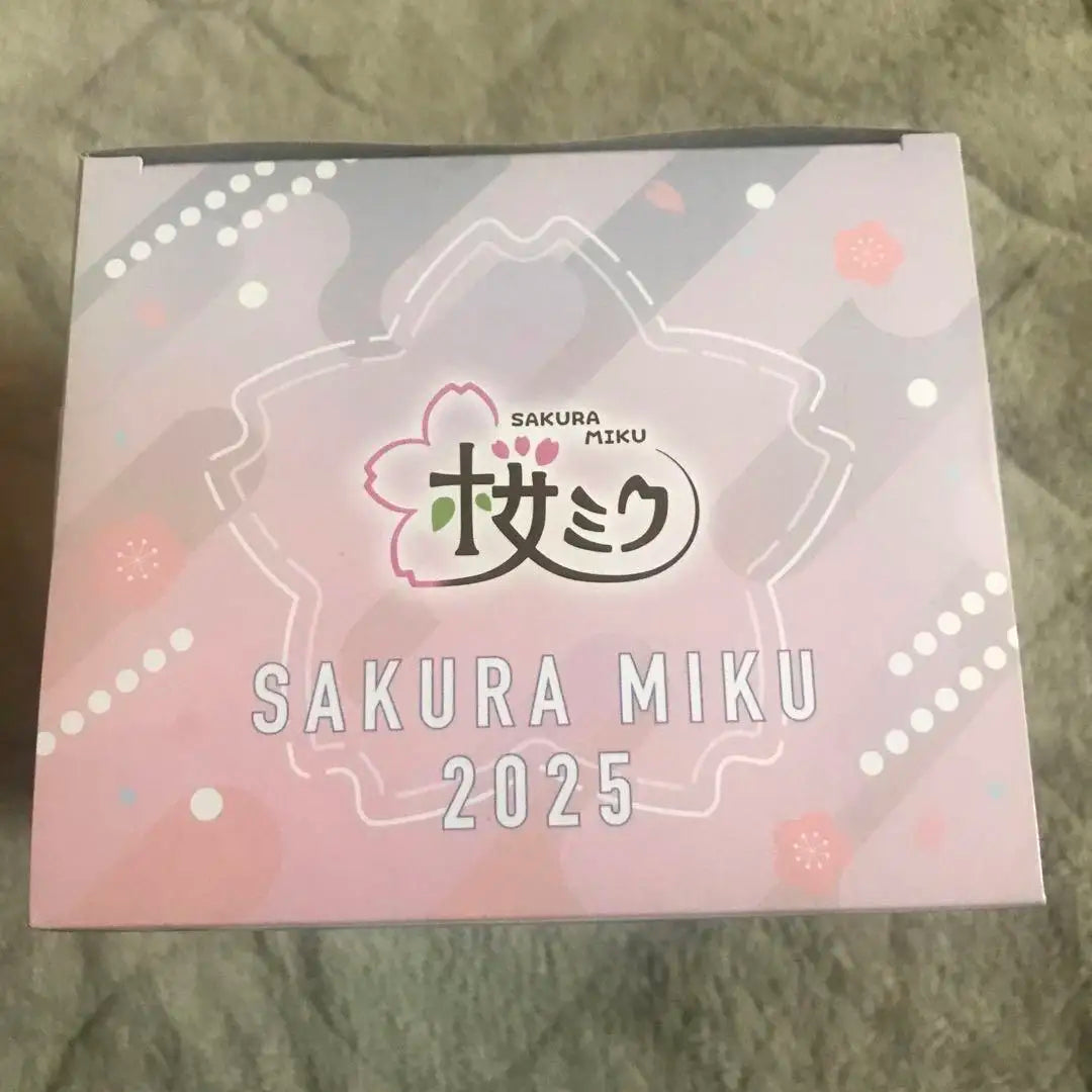 Bandai Hatsune Miku Sakura 2025 Ver 14CM PVC Model
