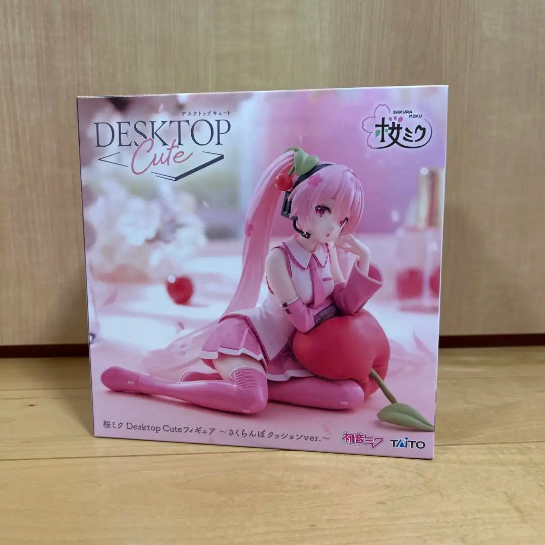 Bandai Hatsune Miku Cherry Pillow Ver 13CM PVC Model