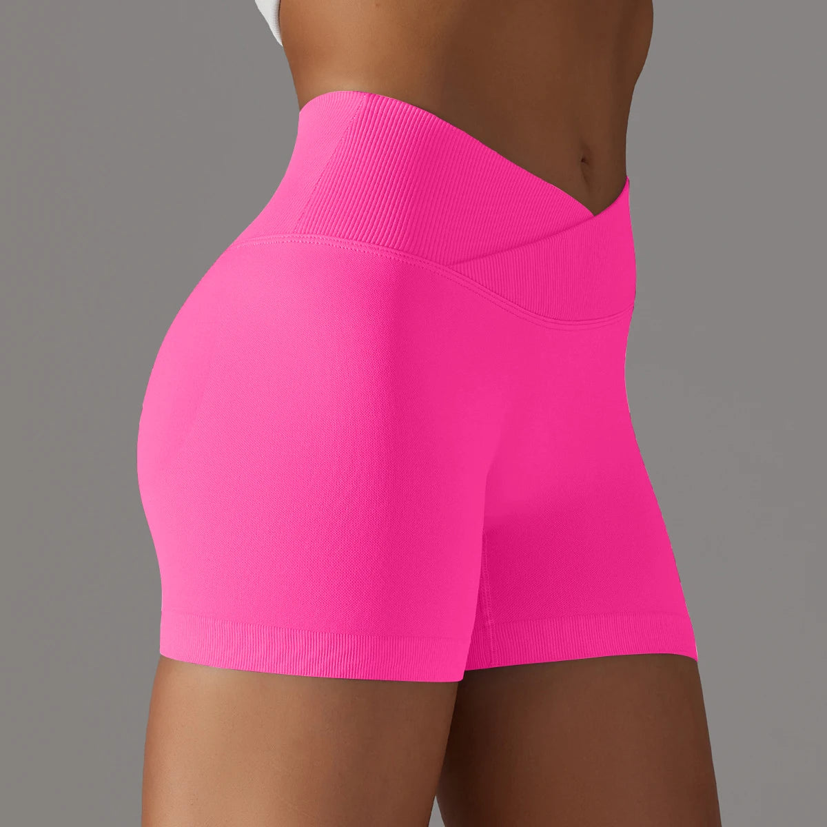 The Codex Summer V-Waist Peach Hip Lifting High Waist Seamless Yoga Shorts Tight Fitting Three Part Running Pants Speed