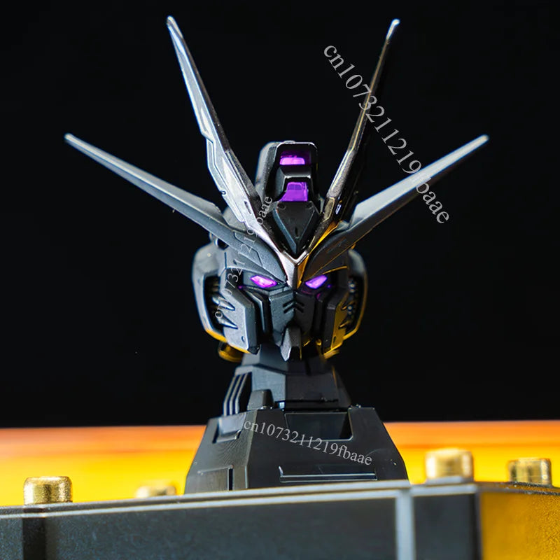 In Stock Minerva Hobby STRIKE FREEDOM Head Carving MG MGEX Assembly Model Kit Midnight With Lamp Toy Mecha Model Head Toys Gifts