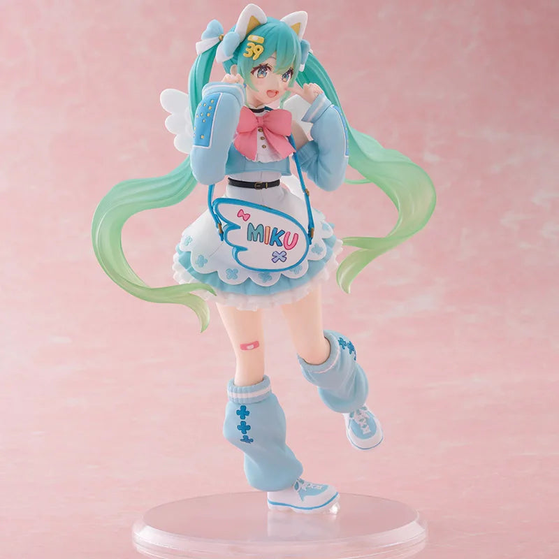 Bandai Hatsune Miku Fancy Cat Eat Ver. 18CM PVC Figure