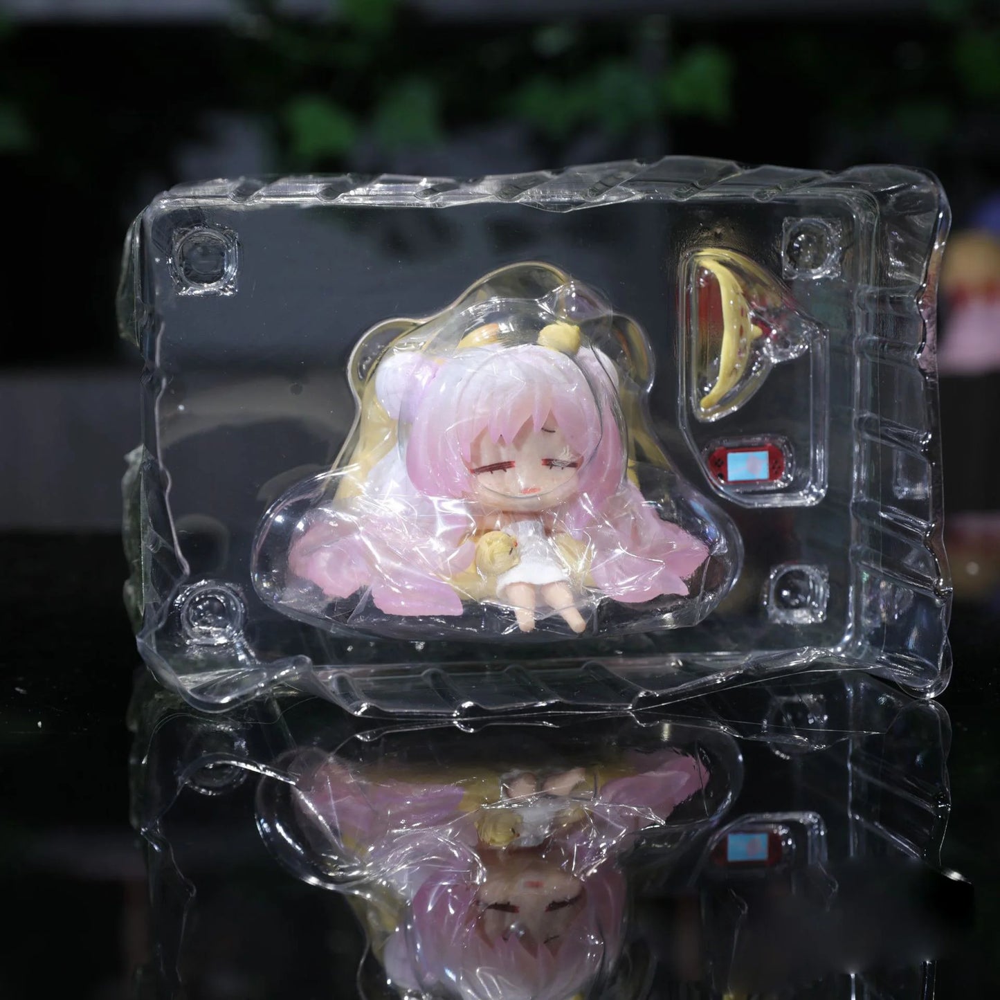 8CM Anime Game Azur Lane MNF Le Malin Figure JUUs Time Sitting Model Toy Gift Collection Aciton Figure Comes with Eye Mask