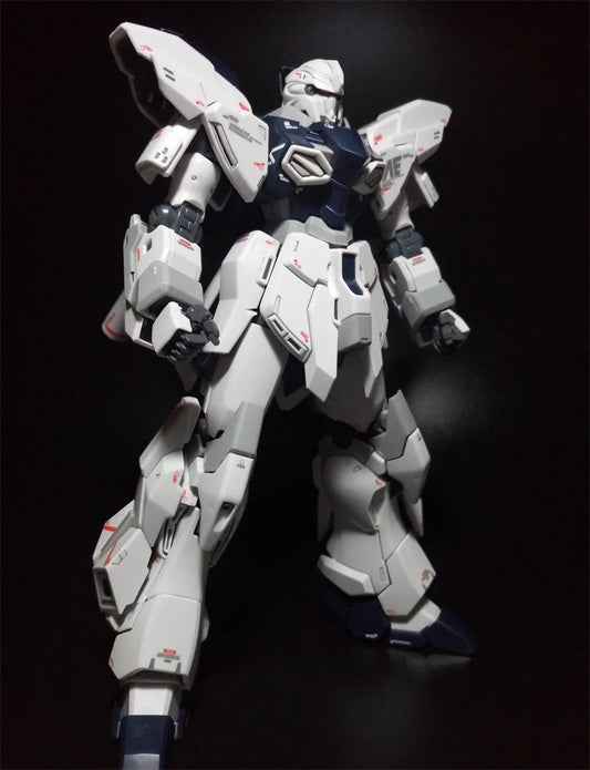 Bandai Sinanju Stein MSN-06S Model Kit 1/100 ABS