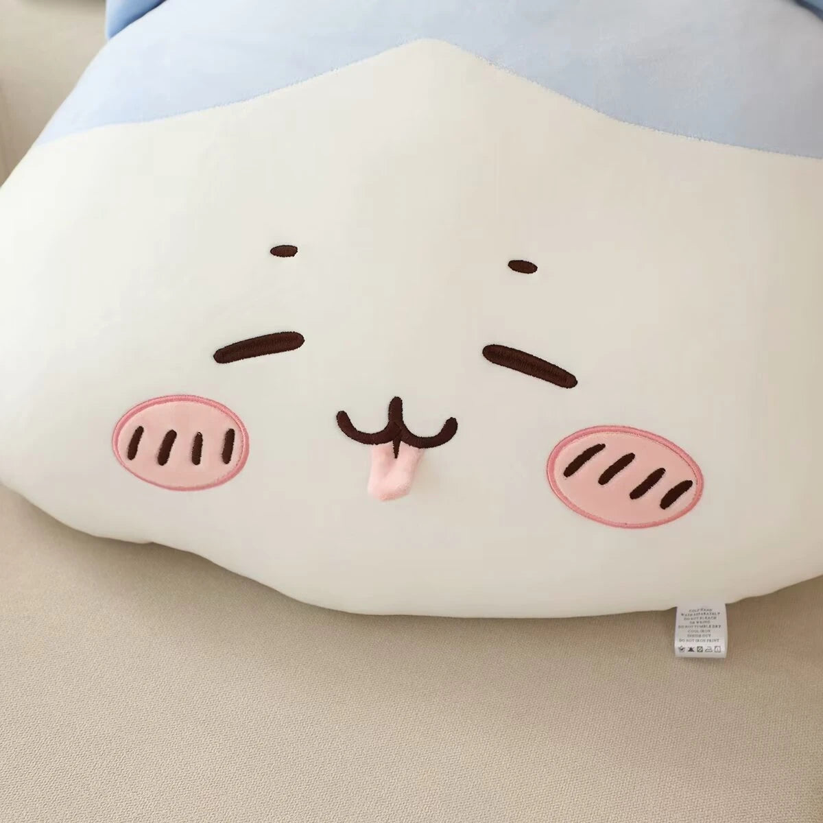 Comfortable Chiikawa Back Cushion Very Soft Throw Pillow Stuffed Hachiware Usagi Momoga Cuddly Plushies Sofa Bed Home Decor