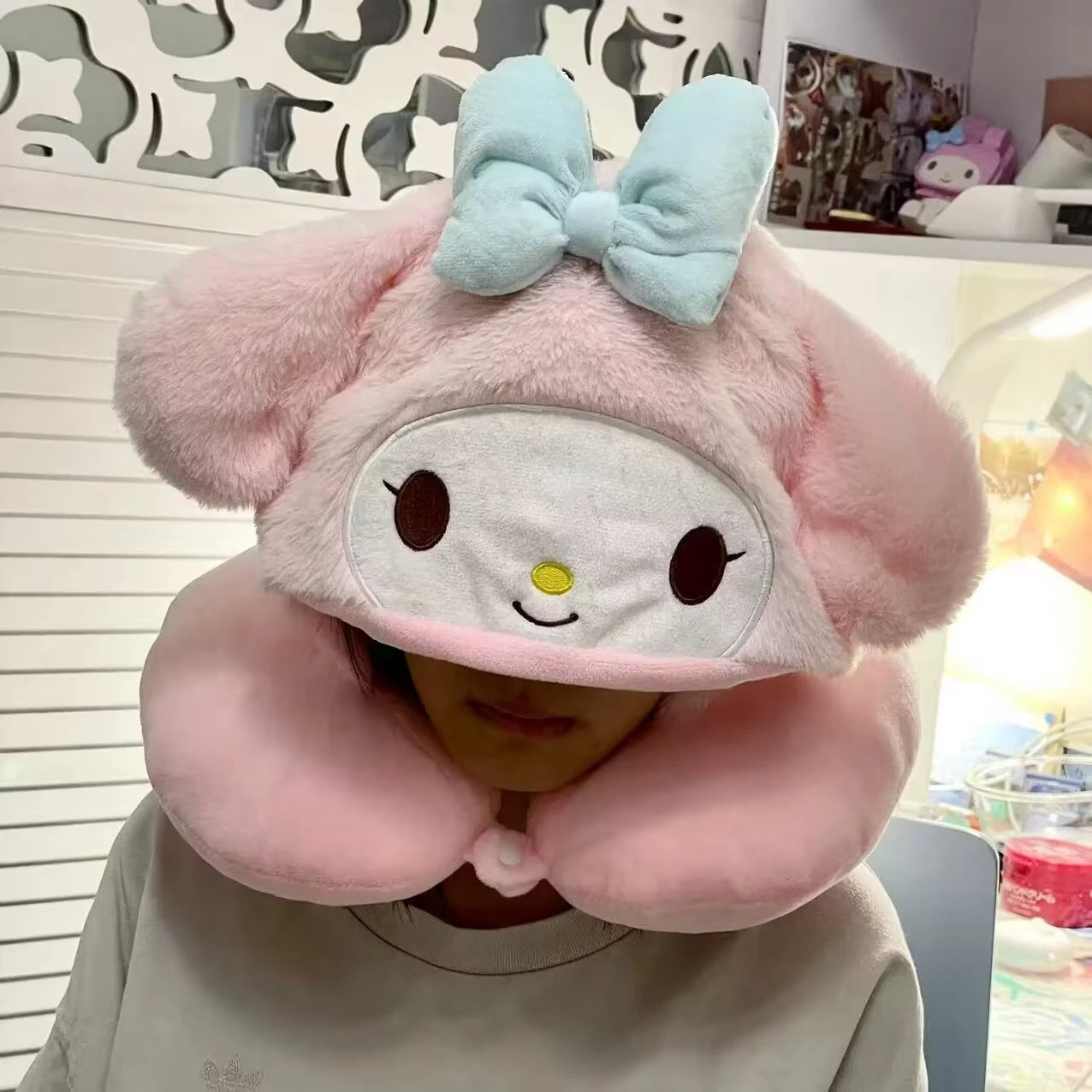 Sanrio Lovely U-shaped Hooded Neck Pillow Pochacco Kuromi My Melody Cinnamoroll Travel Blackout Pillow With Hat Portable Girl
