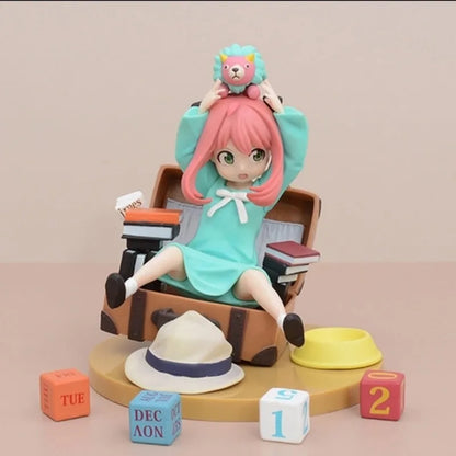 Manga Spy Family Action Figure Sport Student Forger Anya Model Cute Football Figurine Toy PVC Collectible Ornament Birthday Gift