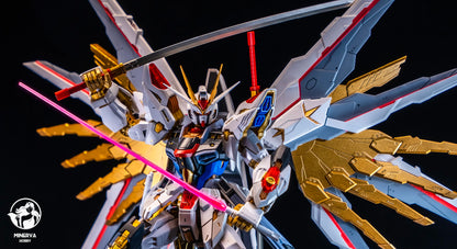 In Stock Minerva Hobby Head Carving STRIKE FREEDOM MG MGEX Assembly Model Kit Fate With Lamp Toy Mecha Model Head Toys Gifts